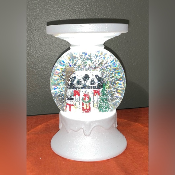 Bath & Body Works Christmas House Water Globe Candle Holder - Picture 4 of 4